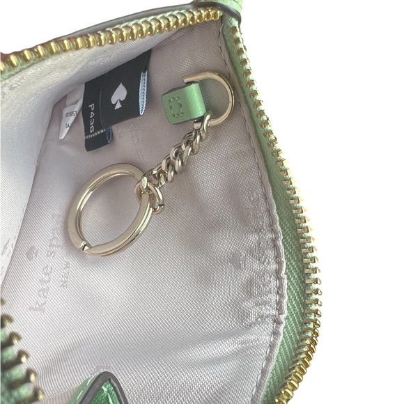 EUC~ 
Kate Spade Leila Small Cardholder Wristlet in pistachio. - Picture 6 of 9